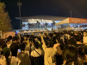 Unforgettable Moments: How Blackpink Captivated 30,000 Fans in Hanoi Day 2 - image 1
