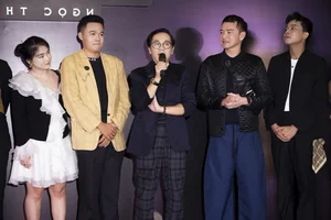Red Carpet Glamour: Thuy Ngan and Kha Nhu Dazzle at Ngoc Thanh Tam’s Film Premiere - image 0