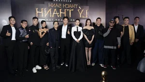 Red Carpet Glamour: Thuy Ngan and Kha Nhu Dazzle at Ngoc Thanh Tam’s Film Premiere - image 2