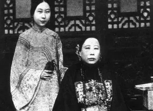 Rare Historical Portraits: The Timeless Beauty of Consort Zhen in the Qing Dynasty - image 3