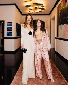 Meet Anja Louise Ambrosio Mazur: The Stunning 16-Year-Old Daughter of Supermodel Alessandra Ambrosio - image 9