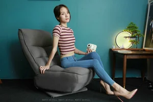 Xiaoliu Showcases Urban Chic in IESS Jeans and Silk Collection - image 34