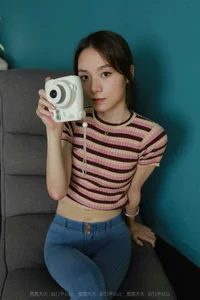 Xiaoliu Showcases Urban Chic in IESS Jeans and Silk Collection - image 1