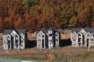 Mystery Resort: A Decade-Long Abandoned Villa Village, Haunting Scene - image 5