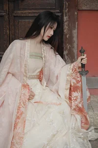 Captivating Visuals: YiTuYu Art Language Vol.5641 with Model Keikei Bai Cha Qing Huan - image 8
