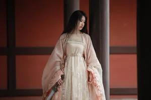 Captivating Visuals: YiTuYu Art Language Vol.5641 with Model Keikei Bai Cha Qing Huan - image 3
