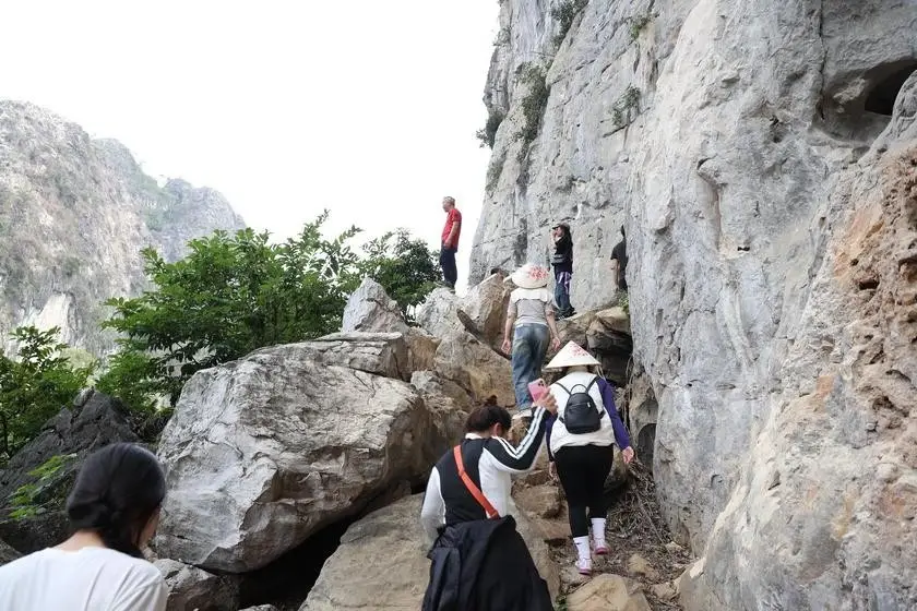 Explore Huu Lien: Adventure Tourism and Rock Climbing in Lang Son's Majestic Landscape.