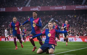 Lamine Yamal Secures Barcelona's La Liga Title with a Spectacular Wonder Goal - image 2