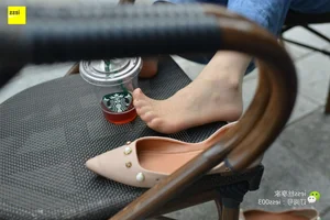 Elegant Office Fashion with IESS 094 - Professional Style and Modern Urban Aesthetics - image 50