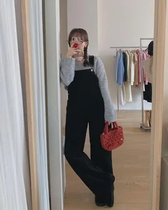 5 Essential Red Accessories to Elevate Your Style for the Lunar New Year Celebrations - image 2