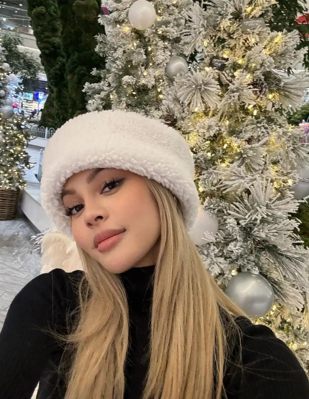 Beyond the Filter: The Resilience and Current Life of the Famous Plump-Lipped Influencer