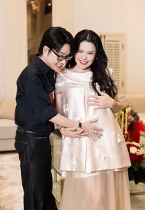 Vinh Long Businesswoman’s 200 Billion Mansion and Marriage to Famous Artist - image 11