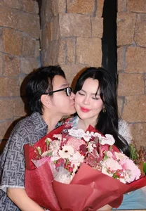 Vinh Long Businesswoman’s 200 Billion Mansion and Marriage to Famous Artist - image 8