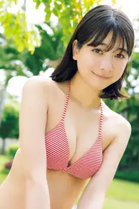 Maya Imamori: Radiant Smile Unveils Budding Love | 1st Photobook Part01 - image 16