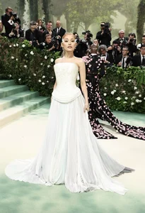Met Gala 2024: Stars Shine in 'The Garden of Time' - image 6
