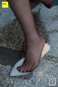 IESS Jiumei Night Scene Urban Fashion and Hosiery Gallery - image 18