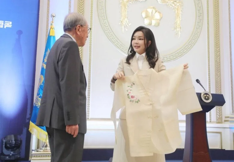 South Korea’s First Lady Kim Keon-hee: The Ultimate U55 Fashion Icon