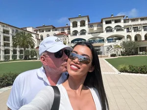 Vietnamese Model Dating U80 US Billionaire Addresses Rumors of Physical Abuse - image 0