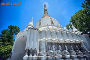 Spiritual Serenity: Discovering the Breathtaking Burmese-Style Buddhist Stupa in Hue - image 2