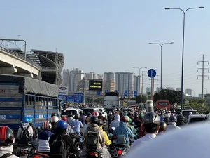 Navigating the Chaos: A Look at Ho Chi Minh City’s Severe Year-End Traffic Congestion - image 6