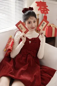 YiTuYu Art Language Vol.6319: Intimate Portraits of Xiao Dou Dou Yao Bao Fu in Soft Light - image 4