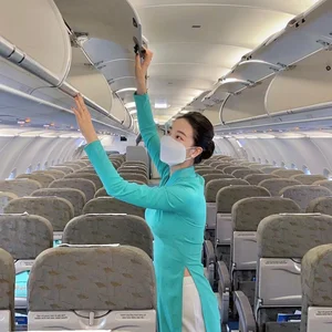 Vietnamese Flight Attendant Shares Cross-Cultural Marriage and Parenting Journey - image 5