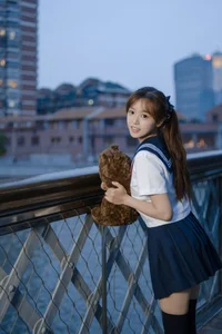 Exploring Art Language Vol.9769: A Visual Journey with Xiao Yi in YiTuYu Gallery - image 28