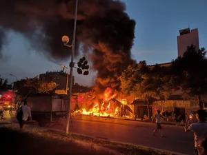 Tragic Fire Incident in Hanoi: Reporting on the Scene and Community Safety Awareness - image 5