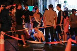 Tragic Fire Incident in Hanoi: Reporting on the Scene and Community Safety Awareness - image 8