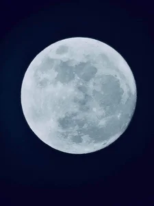 Capturing the Magic: Vietnam Celebrates the Largest and Brightest Supermoon of 2023 - image 13