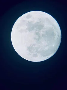 Capturing the Magic: Vietnam Celebrates the Largest and Brightest Supermoon of 2023 - image 25
