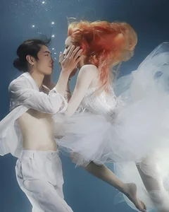 Quang Dang and Chinese Girlfriend Yee Pink Share Sweet Romantic Moments - image 2