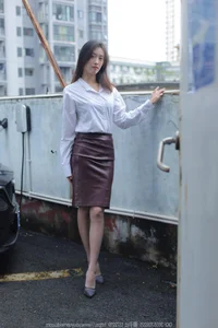 Urban Chic and Sophistication: IESS No.1641 Xiao Jiu Collection - image 10
