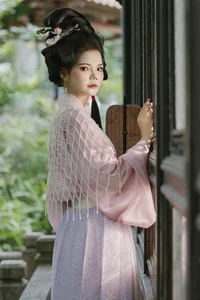 YiTuYu Art Language Vol.9771: Capturing the Minimalist Elegance of Xing Zi in a 14-Photo Masterpiece - image 2