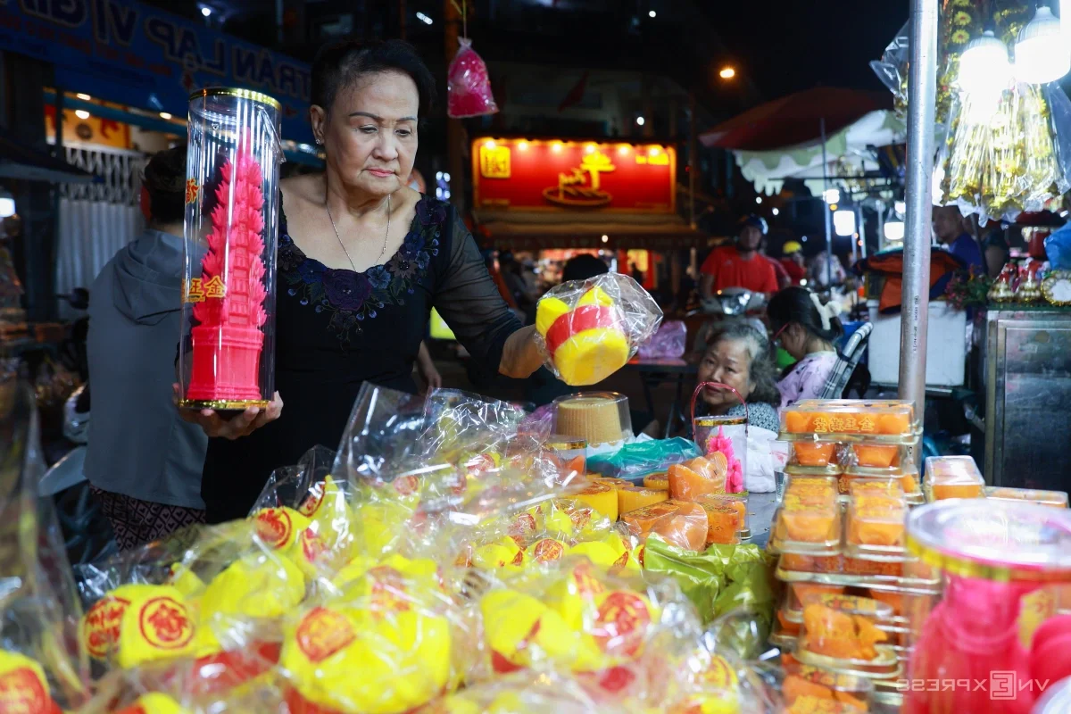 The Jade Emperor Festival: Celebrating Tradition in the Chinese Community of Ho Chi Minh City