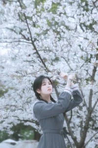 YiTuYu Art Language Vol.6717: Niu Nai Captivates in a New Artistic Photography Series - image 9