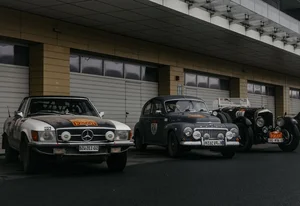 Million-Dollar Vintage Car Rally 'Road to Hanoi Marathon' Arrives in Vietnam - image 2