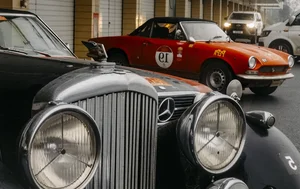 Million-Dollar Vintage Car Rally 'Road to Hanoi Marathon' Arrives in Vietnam - image 14
