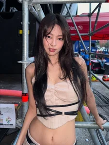 Jennie BLACKPINK Dating Rumors: WOODZ Connection and V BTS Throwback Explained - image 2