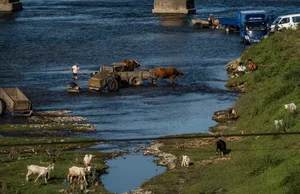 Rare Glimpses of Daily Life in North Korea: A Visual Journey Through Pyongyang - image 10