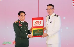 Highlights from the 8th Vietnam-China Border Defense Friendship Exchange - image 0