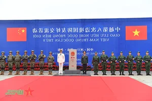 Highlights from the 8th Vietnam-China Border Defense Friendship Exchange - image 4