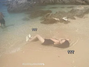 Expectation vs. Reality: The Hilarious Bikini Photoshoot Fails - image 8