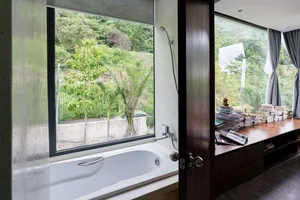 VIBA House: A Stunning Mountainside Retreat Overlooking the Sea in Vung Tau - image 2