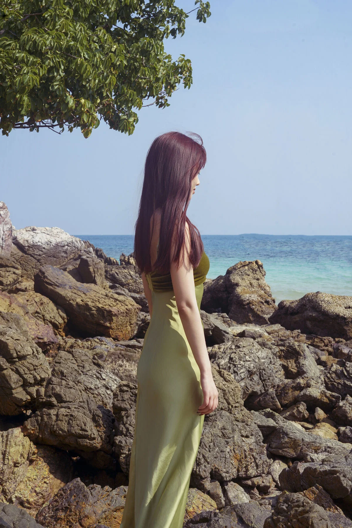 Discover Chenaling_CL's Captivating Beach Beauty in YiTuYu Vol.8778 Photoshoot