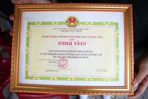Heartwarming Story of a Student Stranded on Hai Van Pass Rescued After Walking in the Rain - image 6