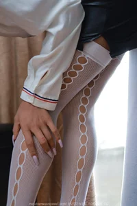 Jiao Jiao Highlights High-End Fashion in the SXJ No.1791 Collection - image 23