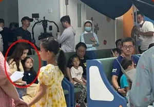 Liu Yifei Stuns in Candid Photos: The Truth Behind the Viral Images and Her Natural Beauty - image 9