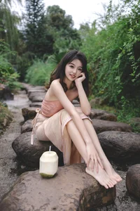 Elegant Visuals in YiTuYu Art Language Vol.4742 Starring Aka Ki Qing Ko - image 31