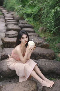 Elegant Visuals in YiTuYu Art Language Vol.4742 Starring Aka Ki Qing Ko - image 5